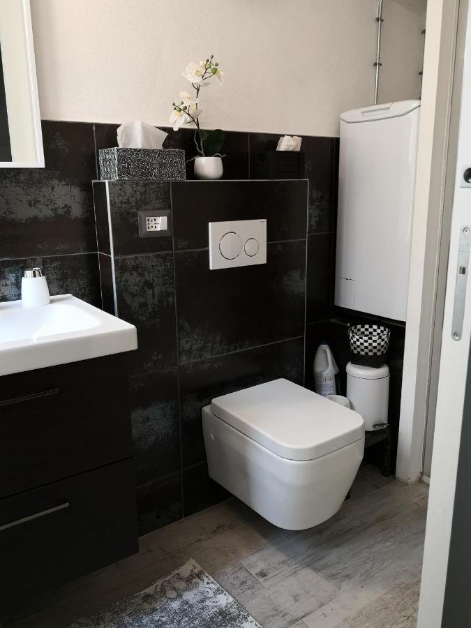 Domuscuneo Barra Di Ferro 3 Bianco 외부 사진